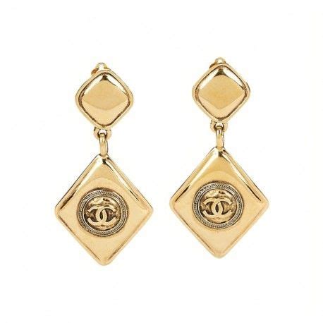 orecchini simili chanel|Chanel orecchini online.